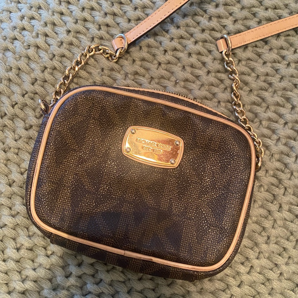 Michael Kors Crossbody